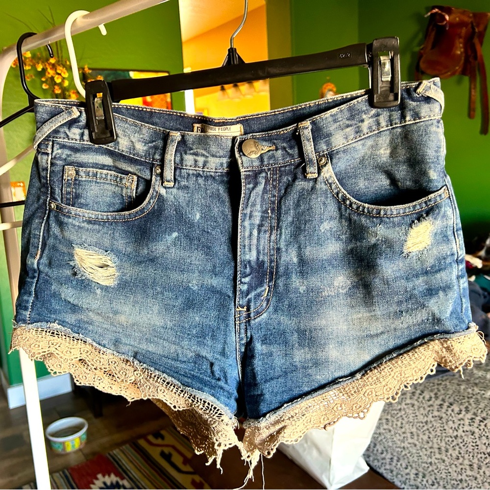 Free People high waisted denim shorts, size 28
